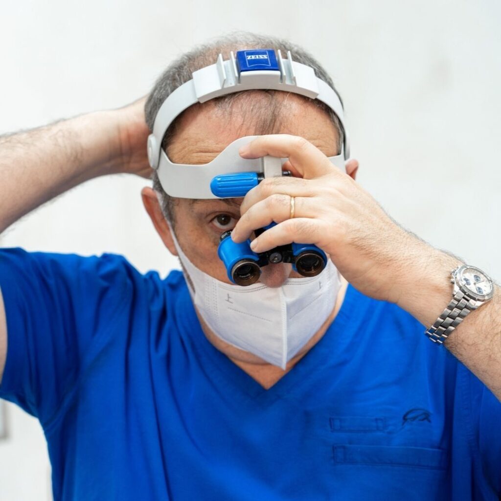 Impianto dentale a Torino