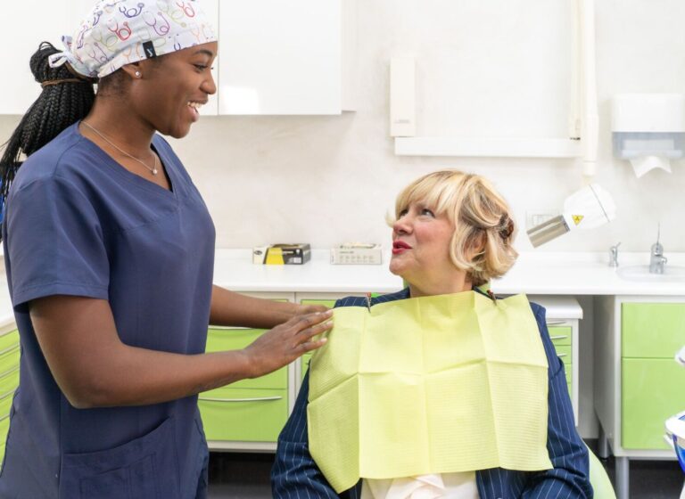 Cosa mangiare dopo la pulizia dei denti