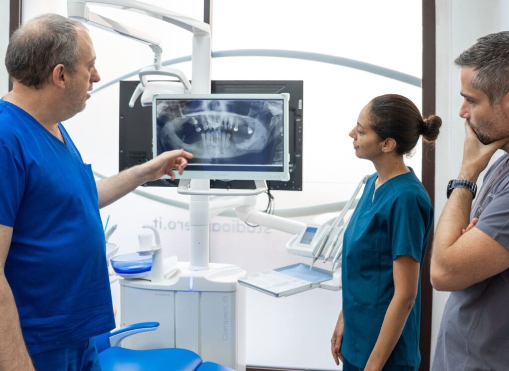 Quanti giorni di malattia per un impianto dentale